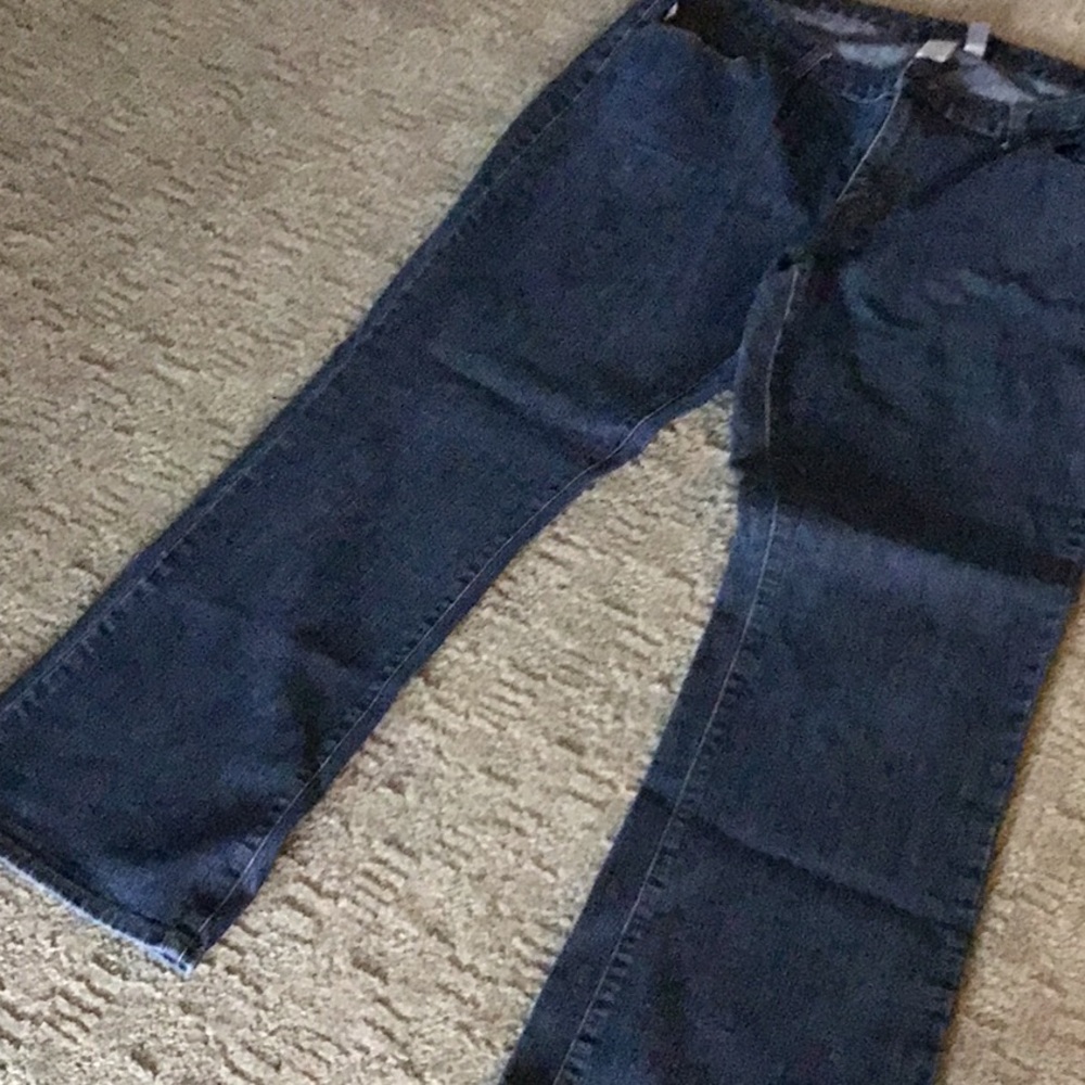 Bobbie Brooks dk blue jeans size 18